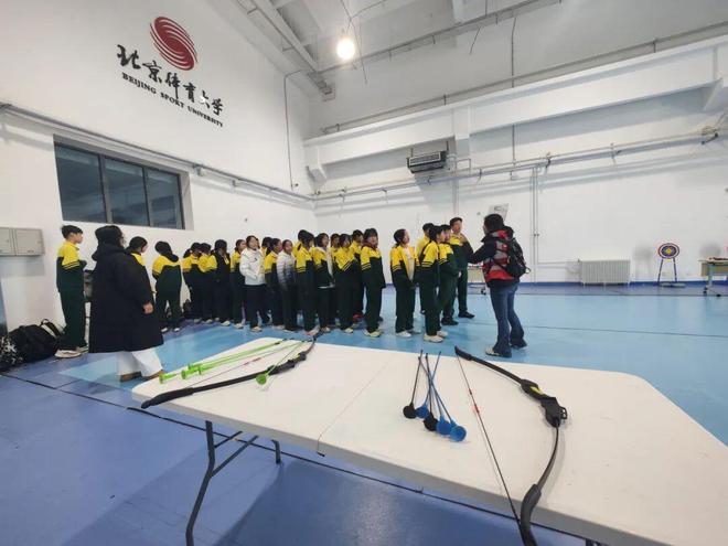 科技逐梦体育强国——育新沙河中学学生北体大冰雪基地实践活动(图3)